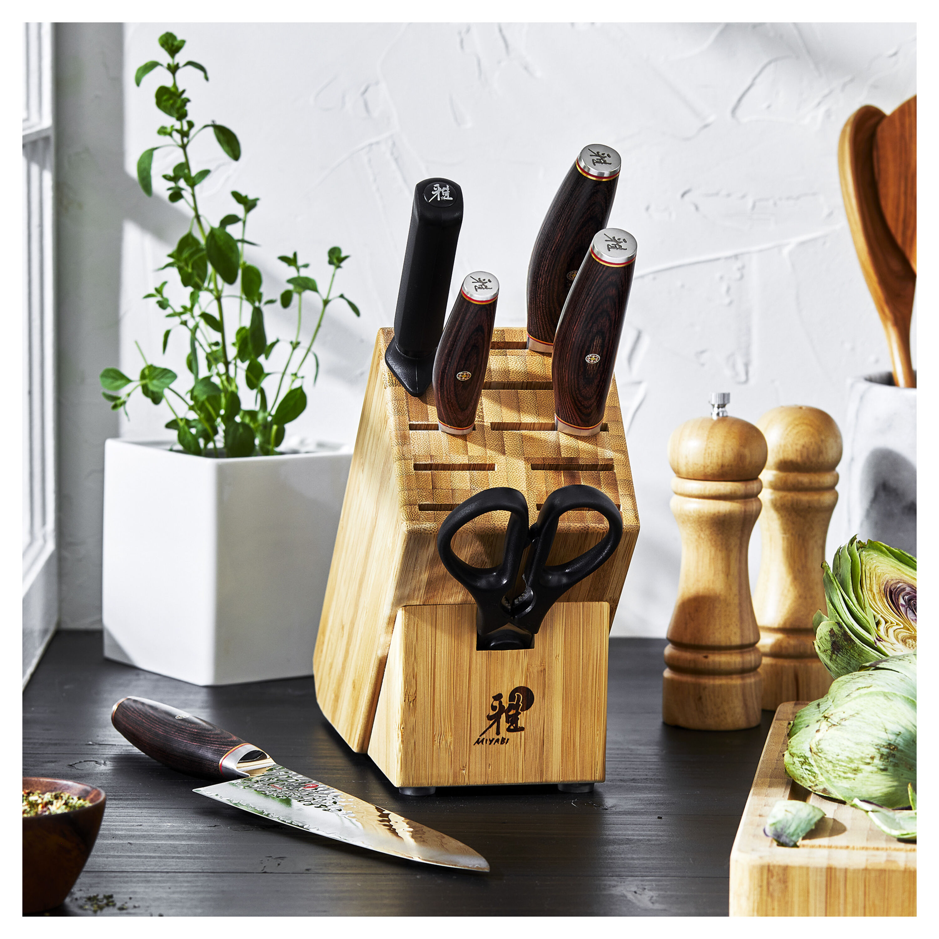Buy MIYABI Artisan 7-pc, Knife block set, Natural | ZWILLING.COM