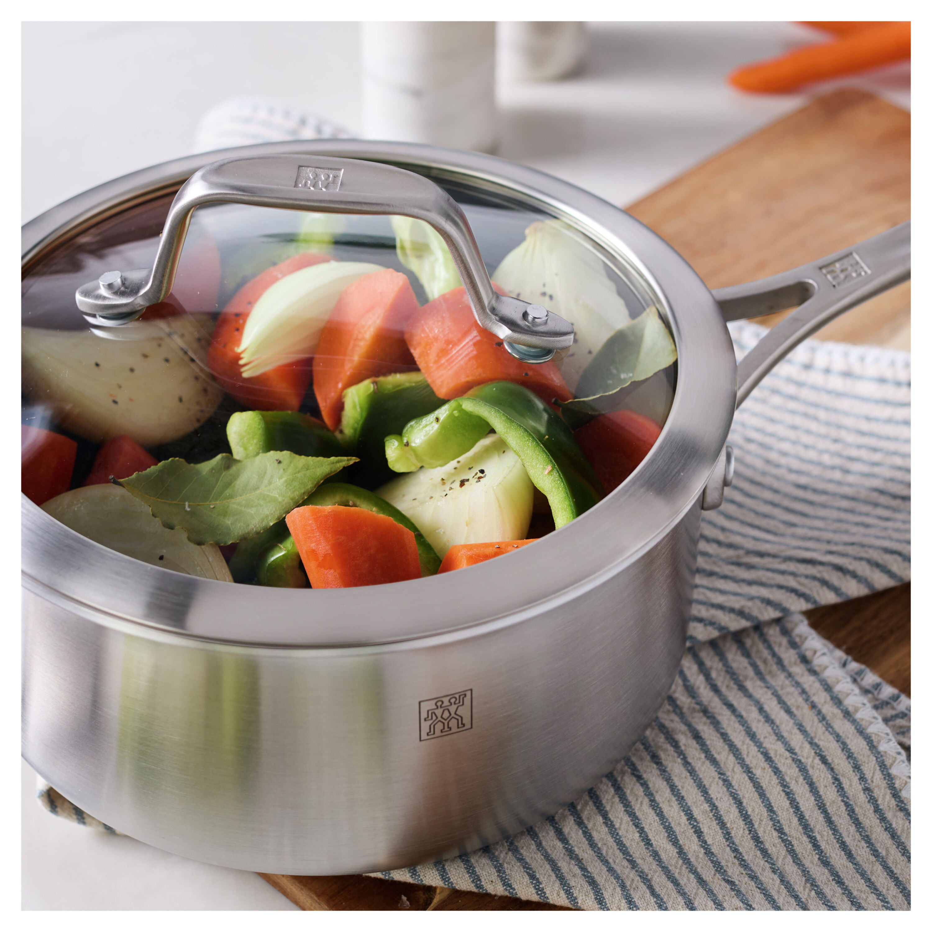 ererin　2QT　3QT Buy ZWILLING Spirit 3-Ply Sauce pan | ZWILLING.COM
