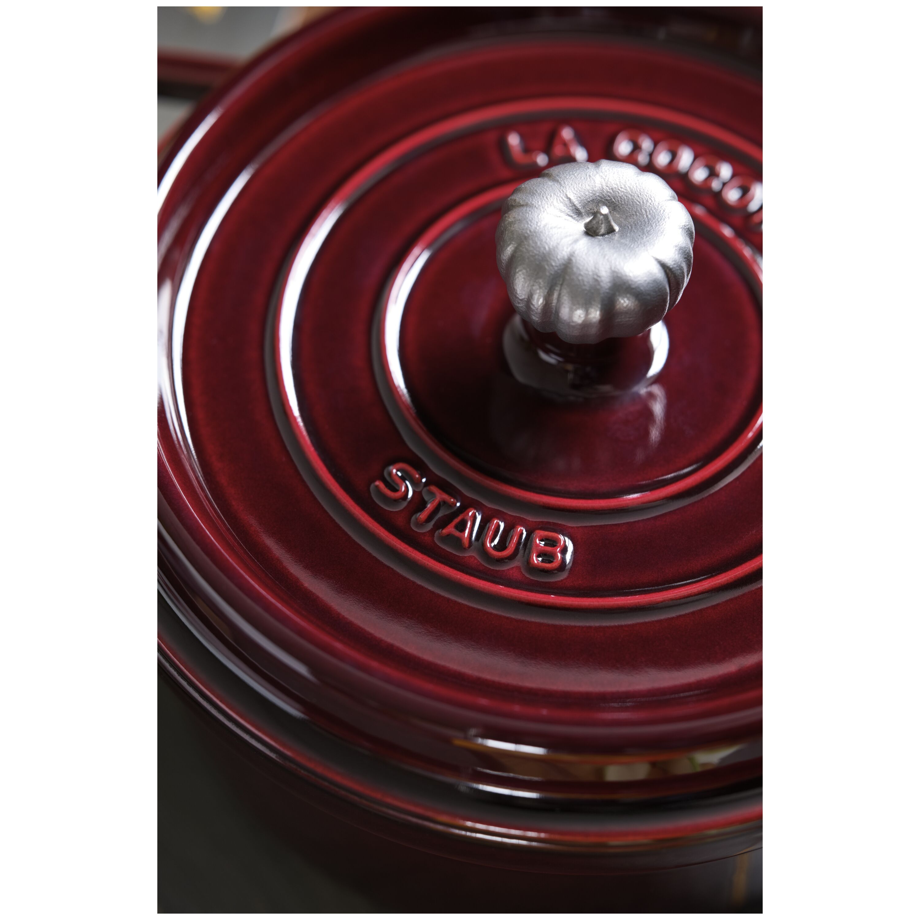 staub ツリーノブ 000017007.jpg?sw=720&sh=720&sm=fit