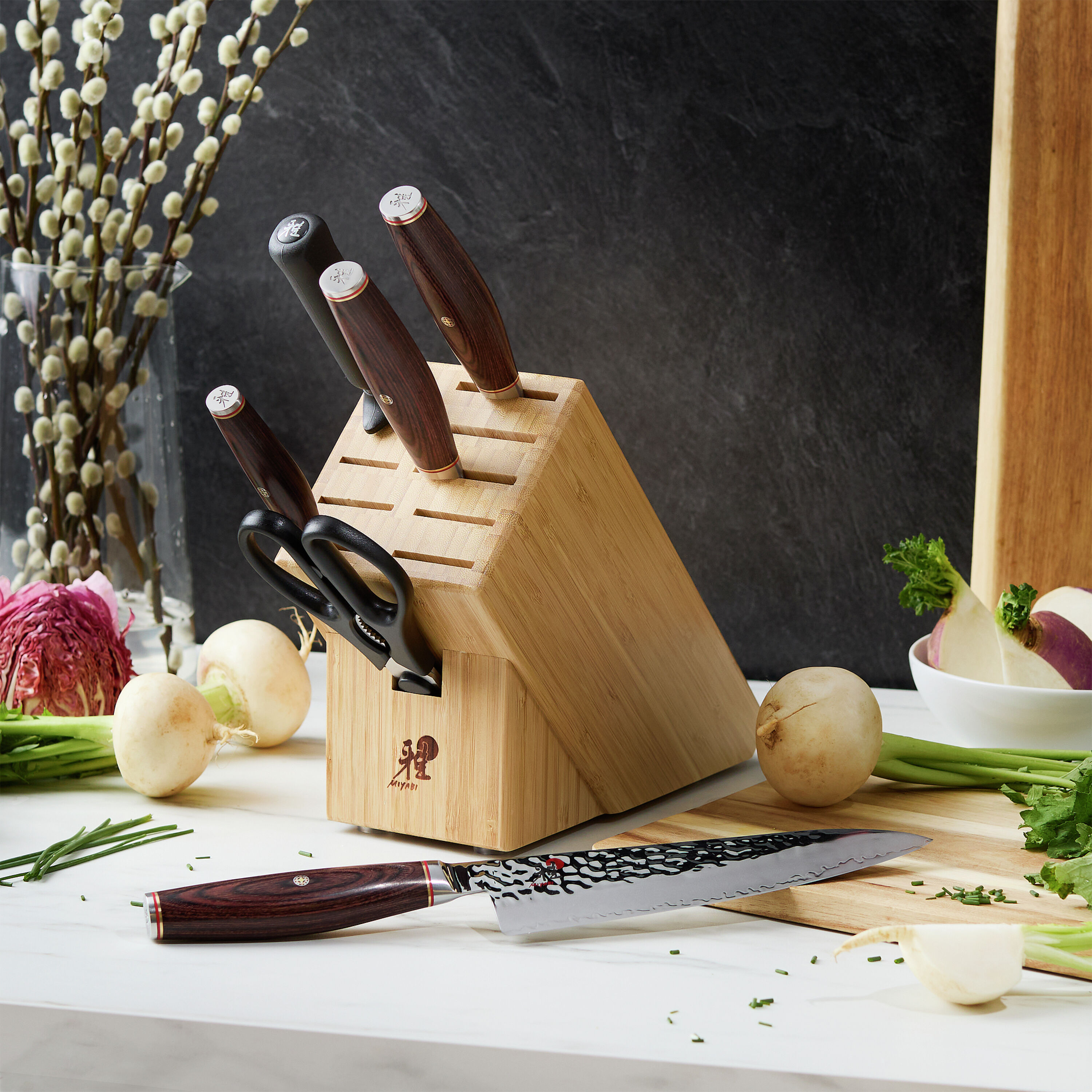 Buy MIYABI Artisan Knife block set | ZWILLING.COM