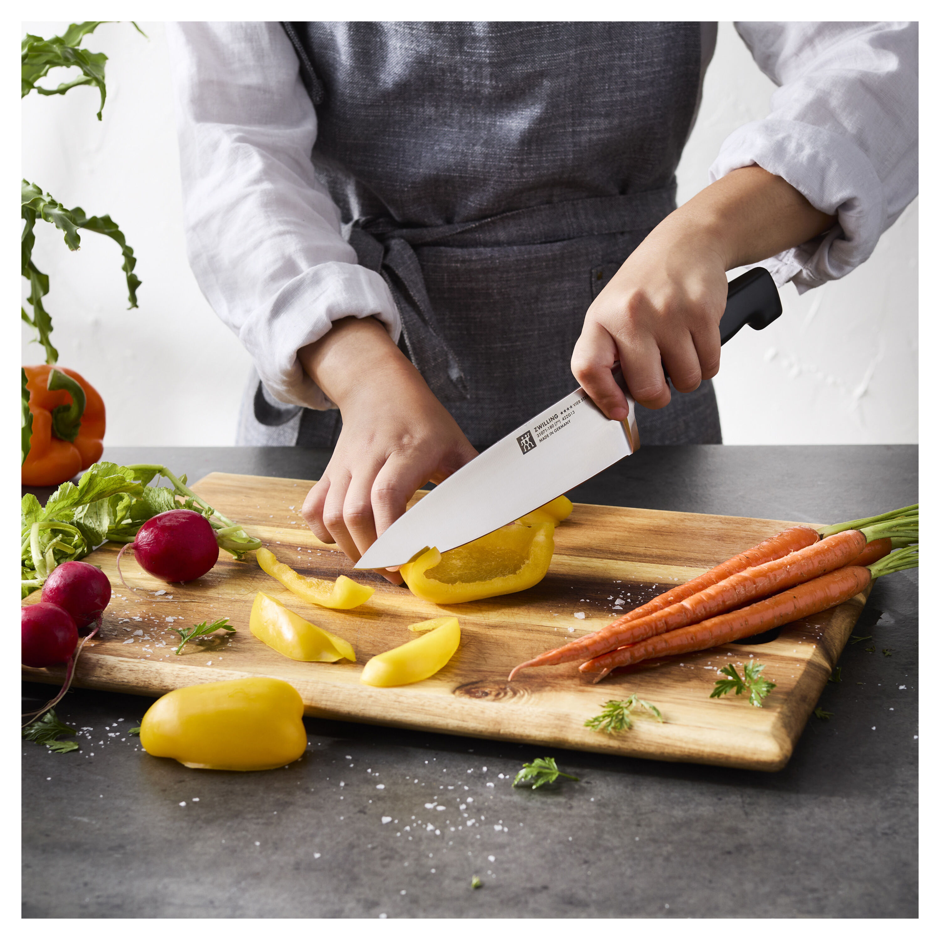 Buy ZWILLING Four Star Chef's Knife 7 inch | ZWILLING.COM