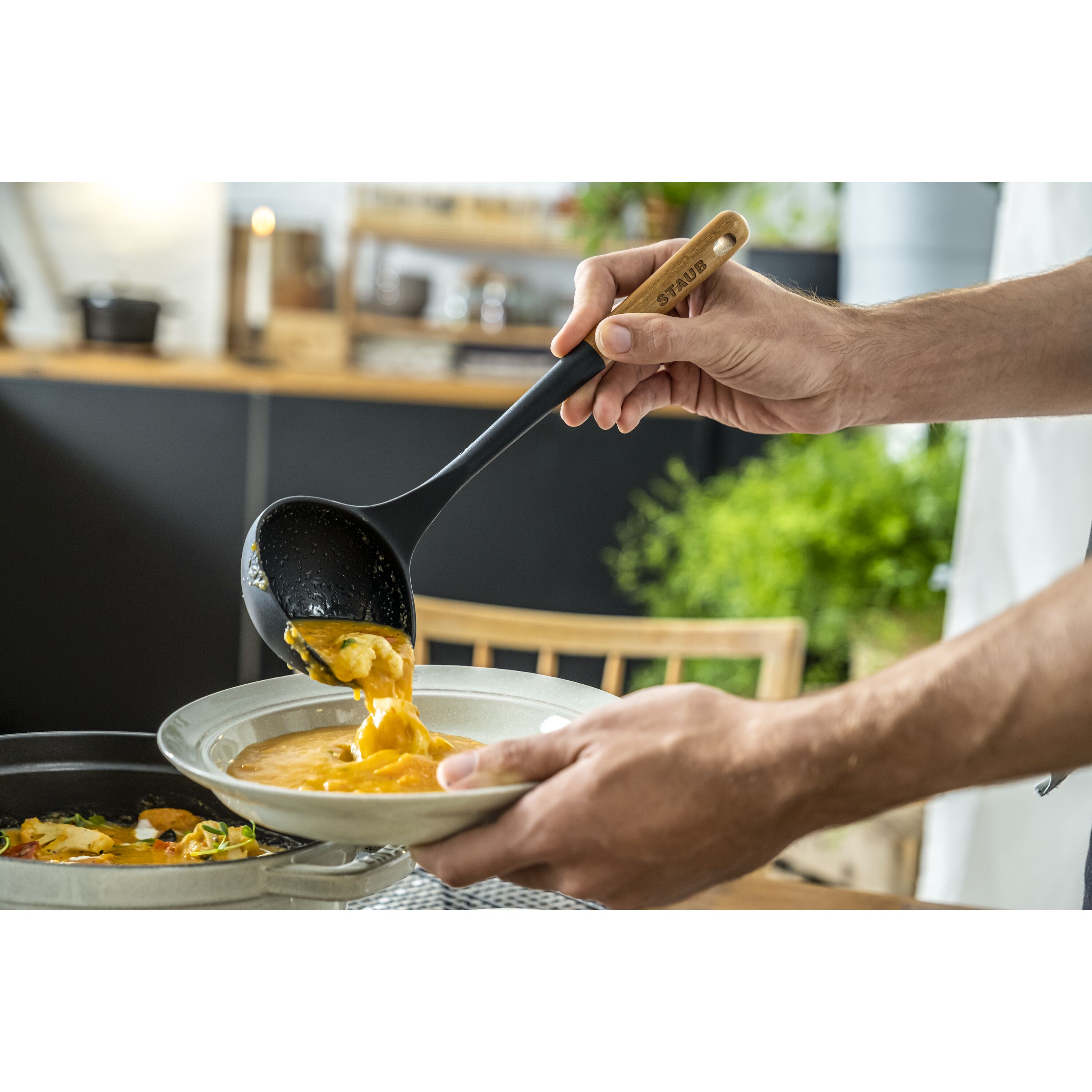 STAUB Multifunction Spatula Spoon, Great for Both Cooking and Serving  Durable BPA-Free Matte Black Silicone, Acacia Wood Handles, Safe for  Nonstick