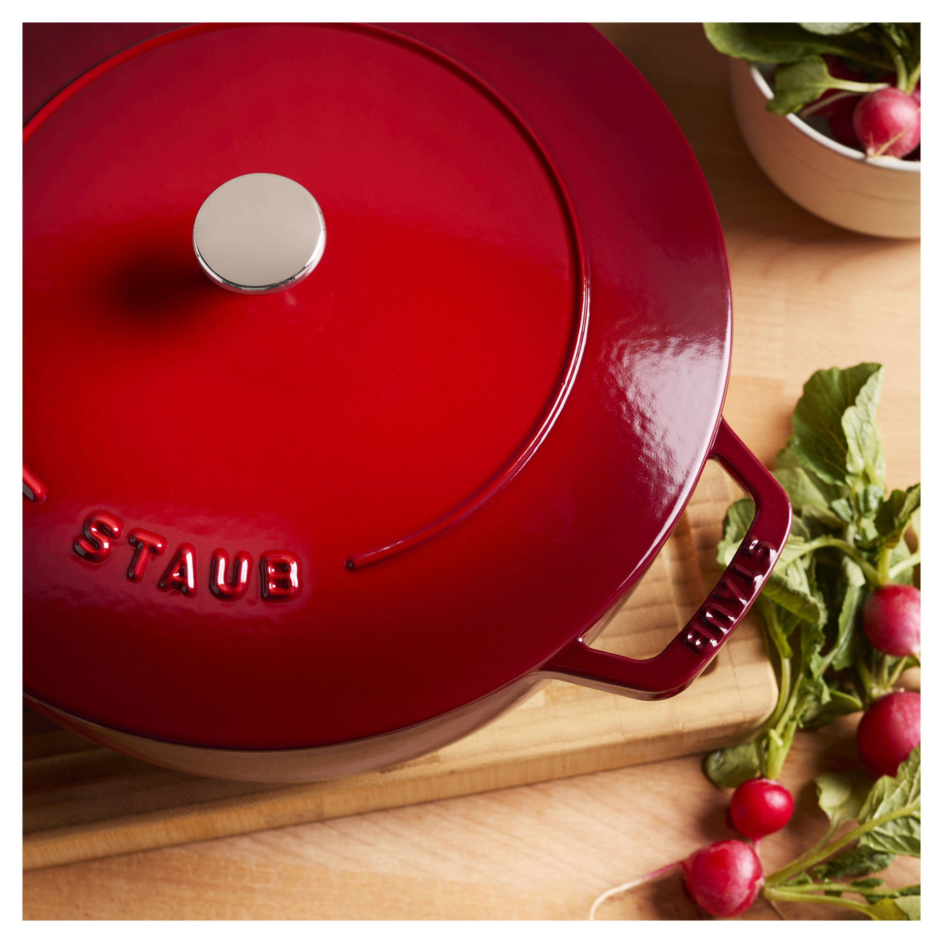 Buy Staub La Cocotte French oven | ZWILLING.COM