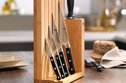 BI&Ccedil;AKLARA G&Ouml;Z ATIN