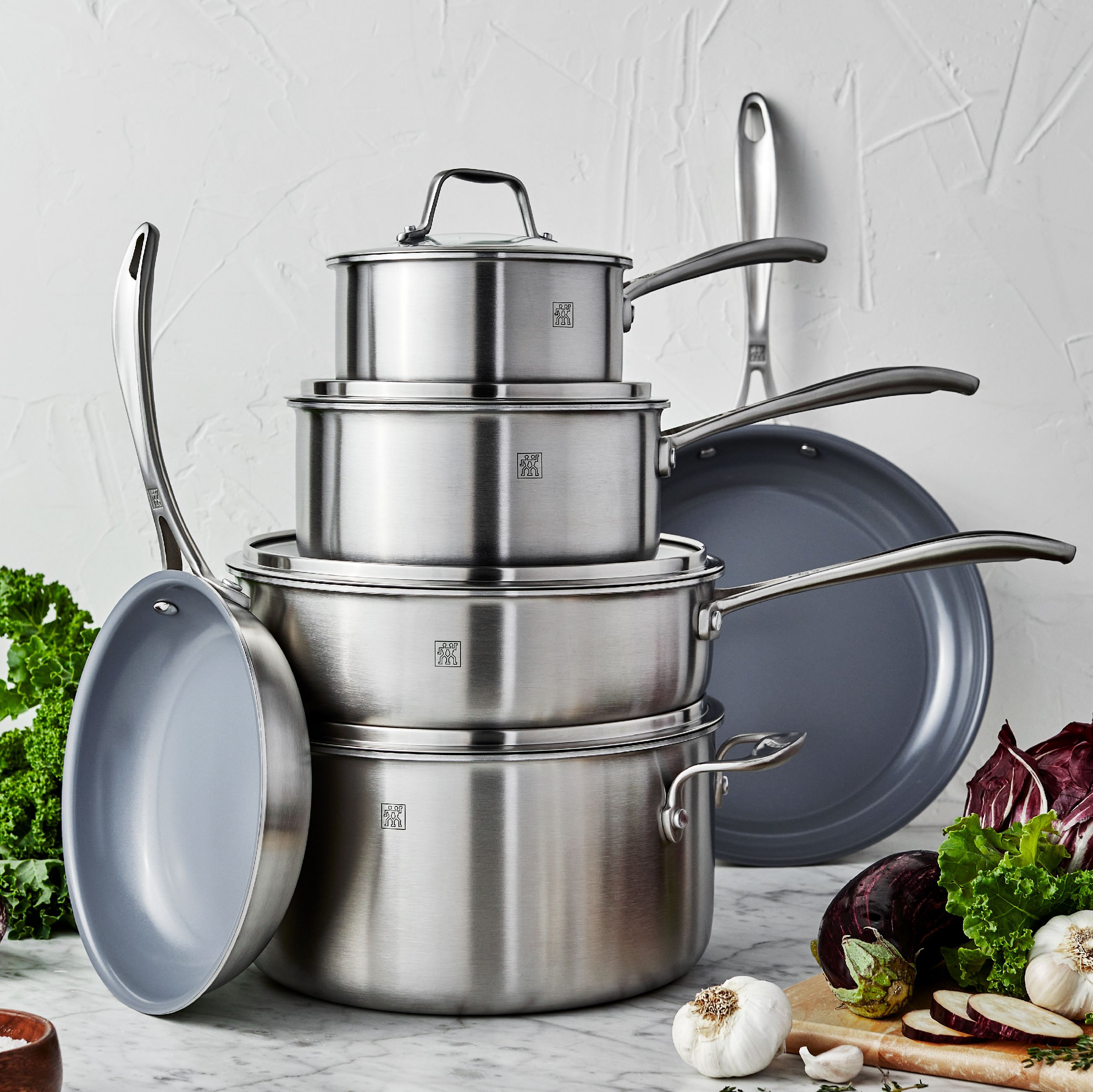 https://www.zwilling.com/on/demandware.static/-/Sites-zwilling-us-Library/default/dw19ffe846/images/product-content/masonry-content/zwilling/cookware/spirit/ZW_Spirit_Coated-07.jpg