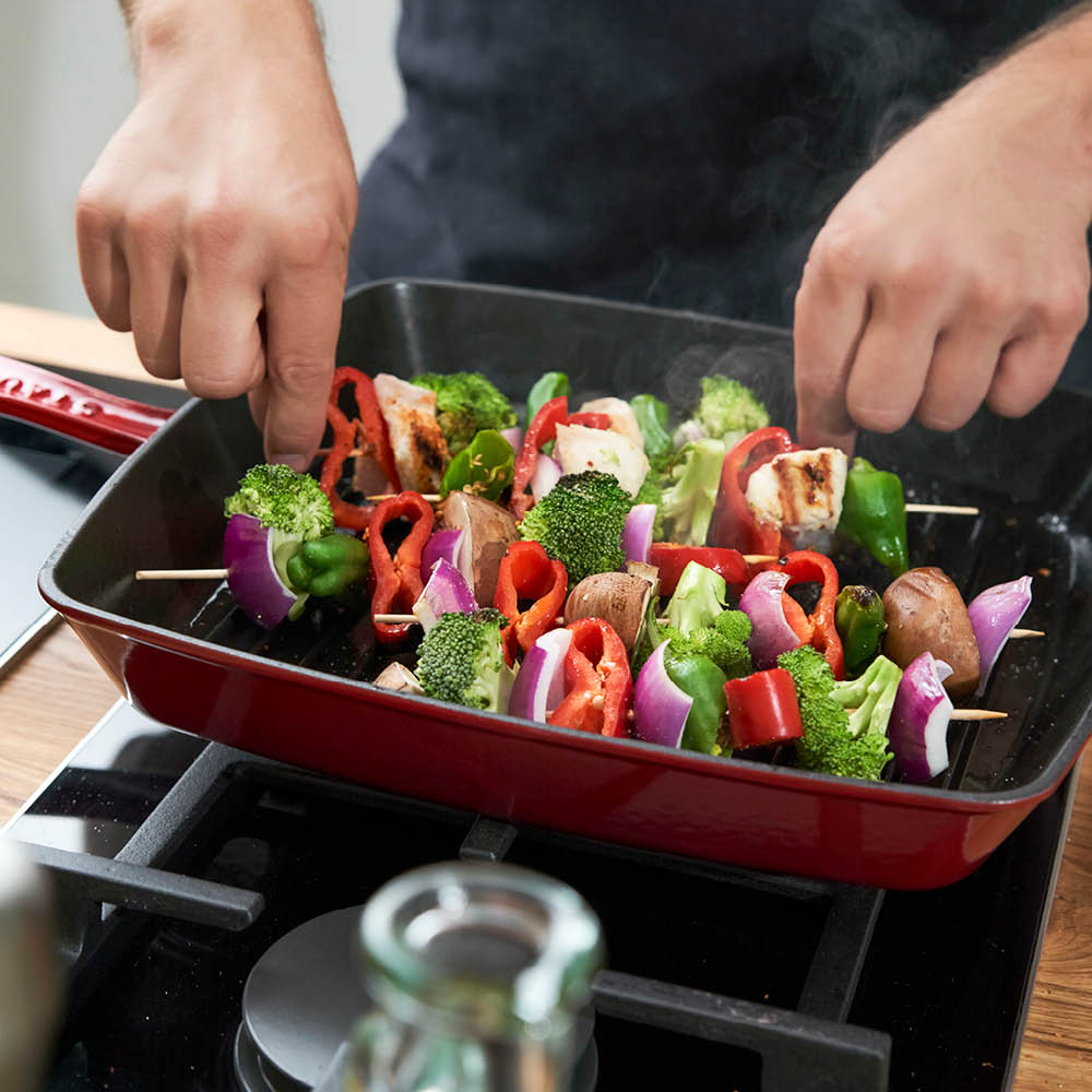 https://www.zwilling.com/on/demandware.static/-/Sites-zwilling-us-Library/default/dw2154b9fd/images/product-content/masonry-content/staub/cast-iron/pans/40501-110-0_Lifestyle_Image_Product_OS_750x750_3.jpg