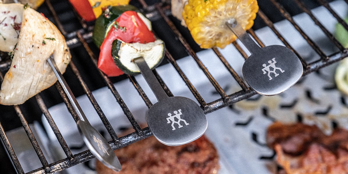 https://www.zwilling.com/on/demandware.static/-/Sites-zwilling-us-Library/default/dw28c9b32a/images/product-content/masonry-content/zwilling/bbq/bbq-plus/pdp-masonry-content-zwilling-bbq-skewers-750062095-full-width_1200x600.jpg