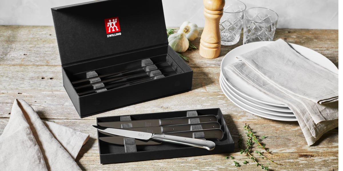 https://www.zwilling.com/on/demandware.static/-/Sites-zwilling-us-Library/default/dw78862e37/images/product-content/masonry-content/zwilling/cutlery/porterhouse-steak-set/ZWILLING-Stainless-Steel-8-pc-Steak-Knife_HERO_01.jpg