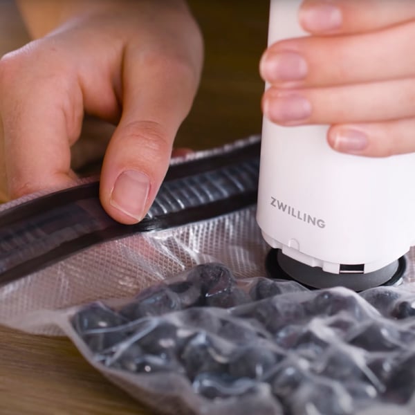 Zwilling Fresh & Save Review: Will This Vacuum Sealing System Keep Your  Produce Fresher Longer?
