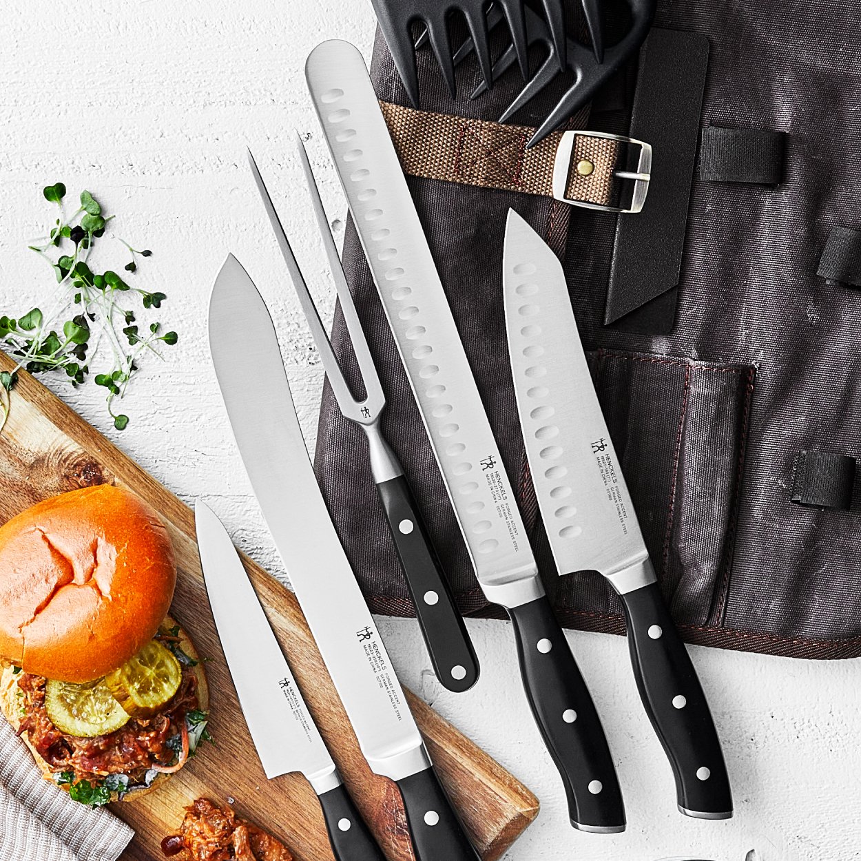 https://www.zwilling.com/on/demandware.static/-/Sites-zwilling-us-Library/default/dwe0a10da9/images/product-content/masonry-content/henckels/cutlery/BBQTools_Mason_Comp_Masonry_600x600_Set.jpg
