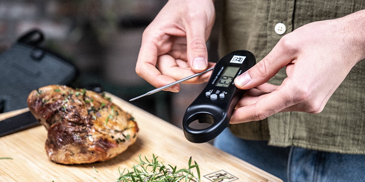 https://www.zwilling.com/on/demandware.static/-/Sites-zwilling-us-Library/default/dwf762764f/images/product-content/masonry-content/zwilling/bbq/bbq-plus/pdp-masonry-content-zwilling-bbq-digital-cooking-thermometer-750062015-full-width_1200x600.jpg